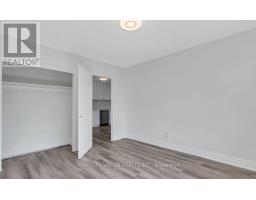 12 18 Kenrae Road, Toronto, ON M4G1Y1 Photo 15