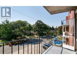 12 18 Kenrae Road, Toronto, ON M4G1Y1 Photo 19