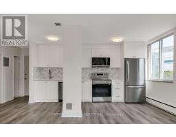 12 18 Kenrae Road, Toronto, ON M4G1Y1 Photo 6