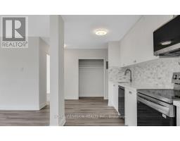 12 18 Kenrae Road, Toronto, ON M4G1Y1 Photo 7