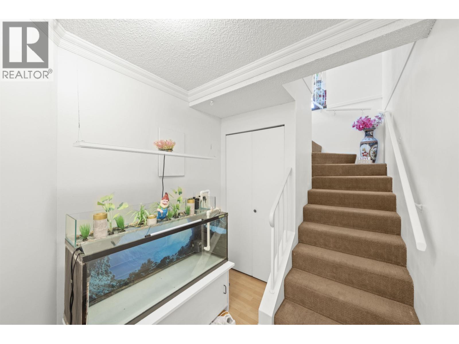 #203-8040 COLONIAL Drive, Richmond