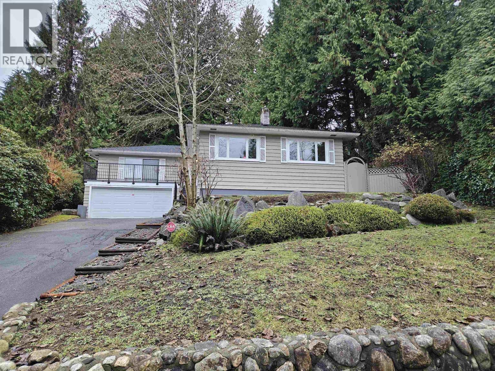 111 BONNYMUIR DRIVE, West Vancouver