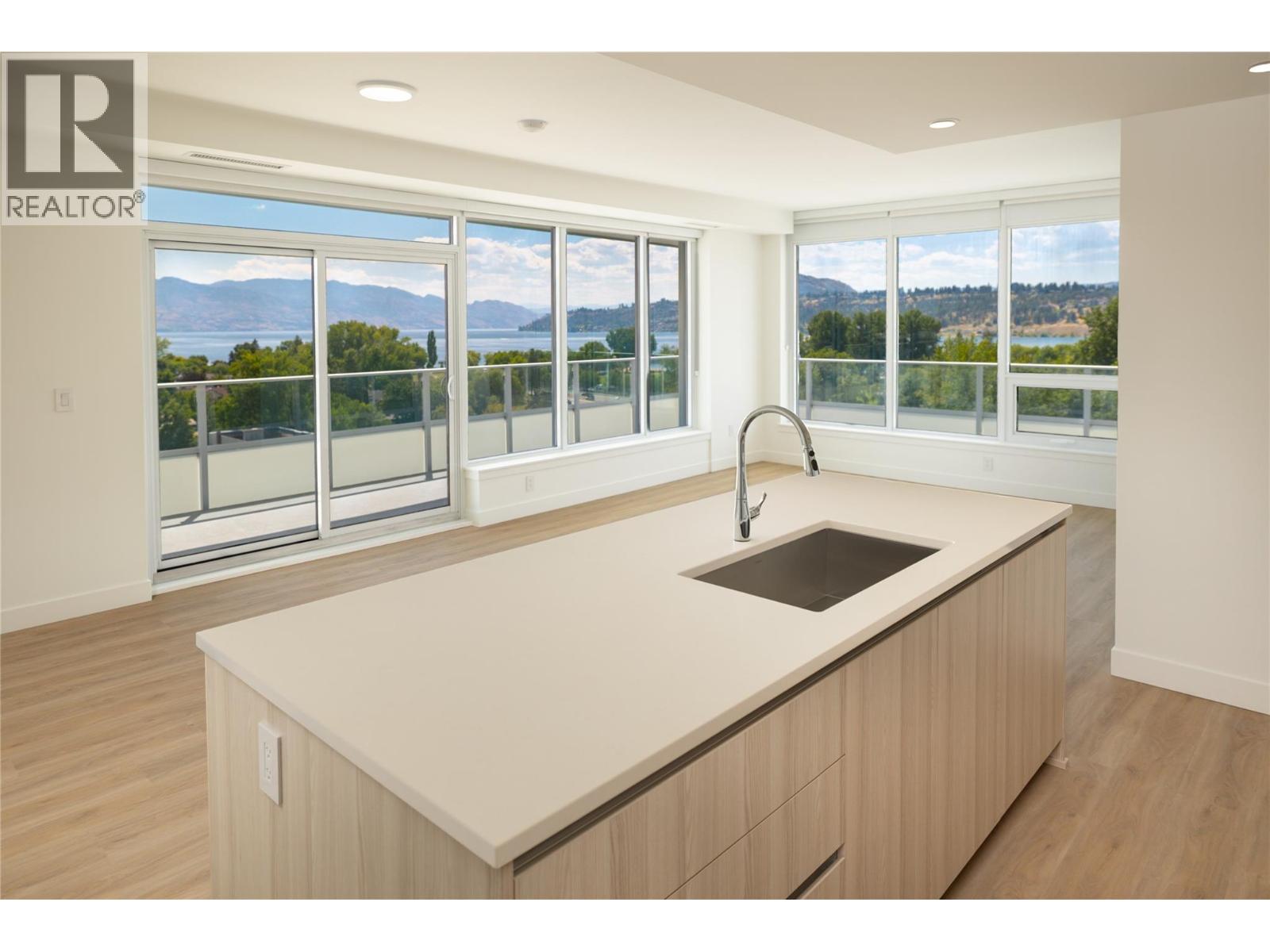 238 Leon Avenue Unit# 807, Kelowna