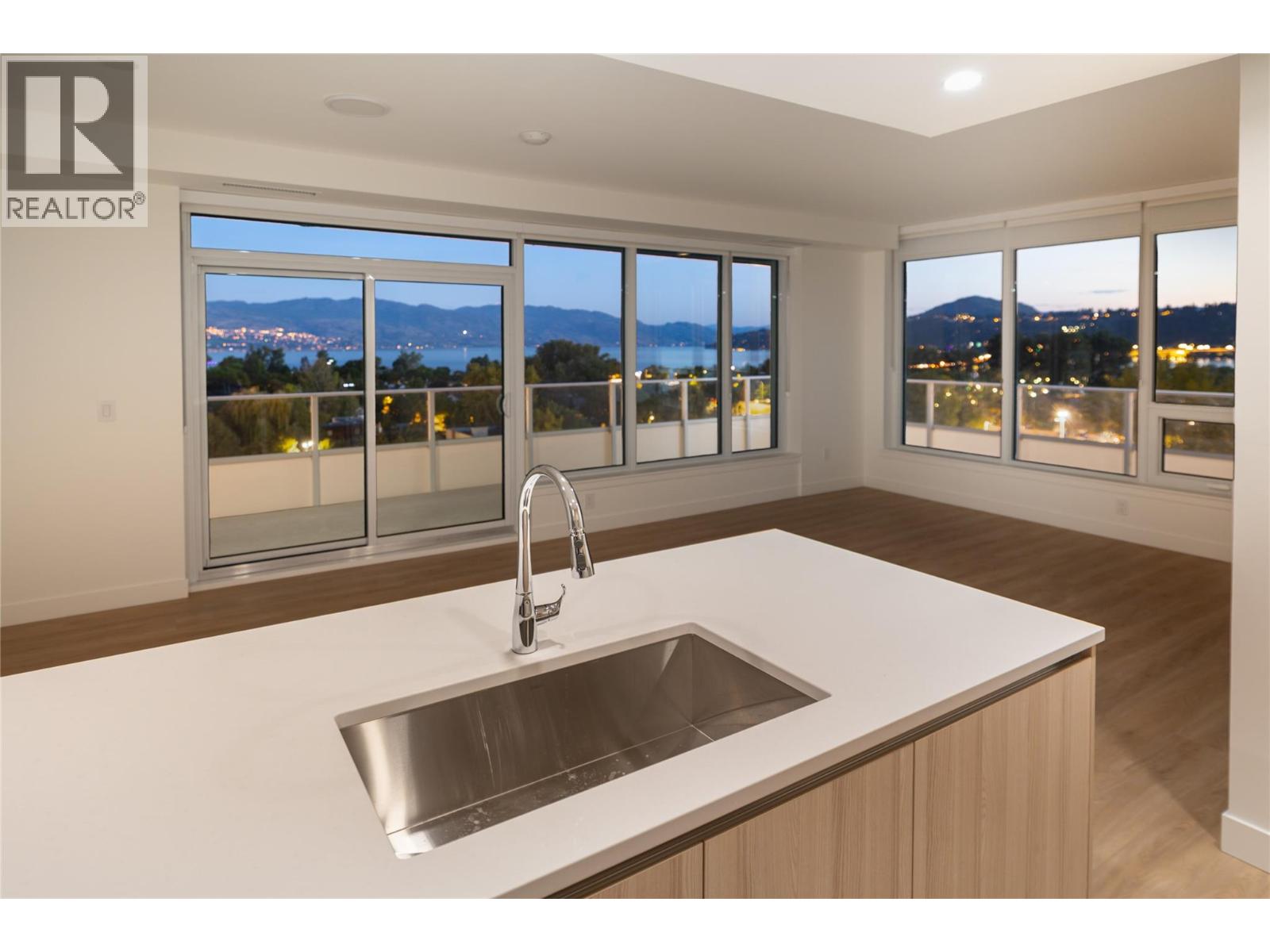 238 Leon Avenue Unit# 807, Kelowna