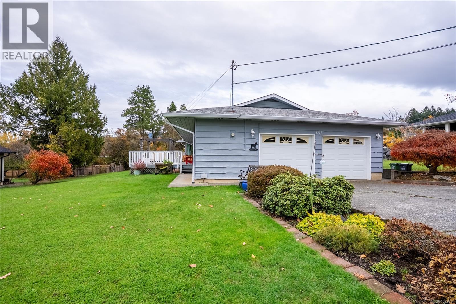 6327 Lansdowne Pl, Duncan