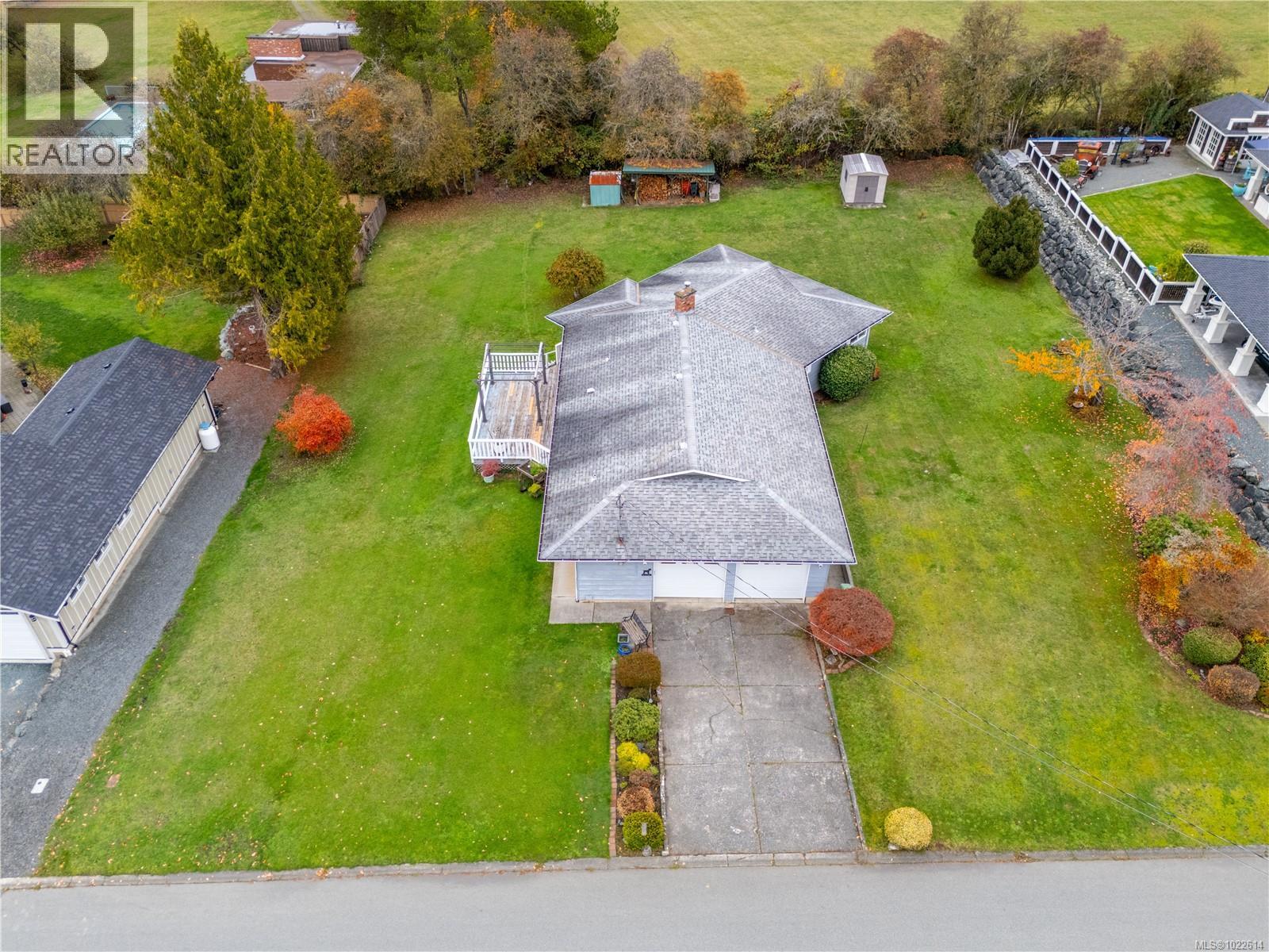 6327 Lansdowne Pl, Duncan