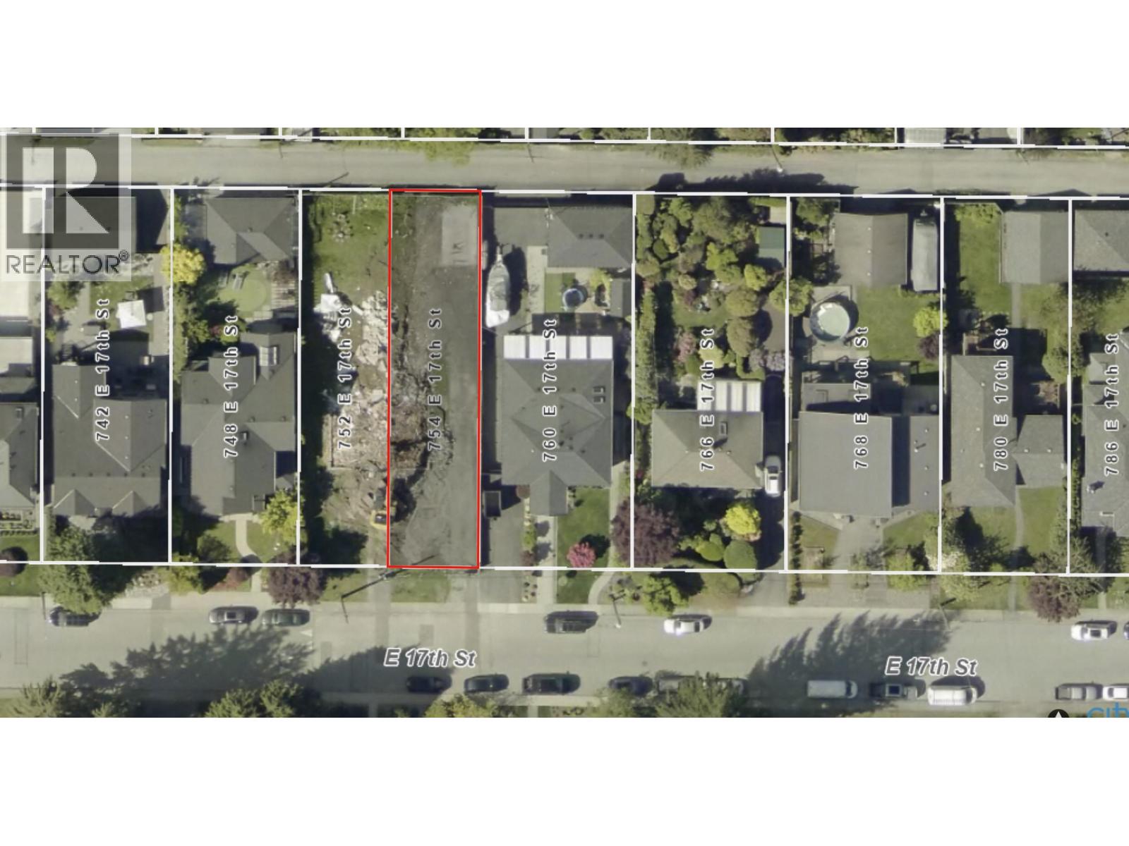 754 E 17TH STREET, North Vancouver