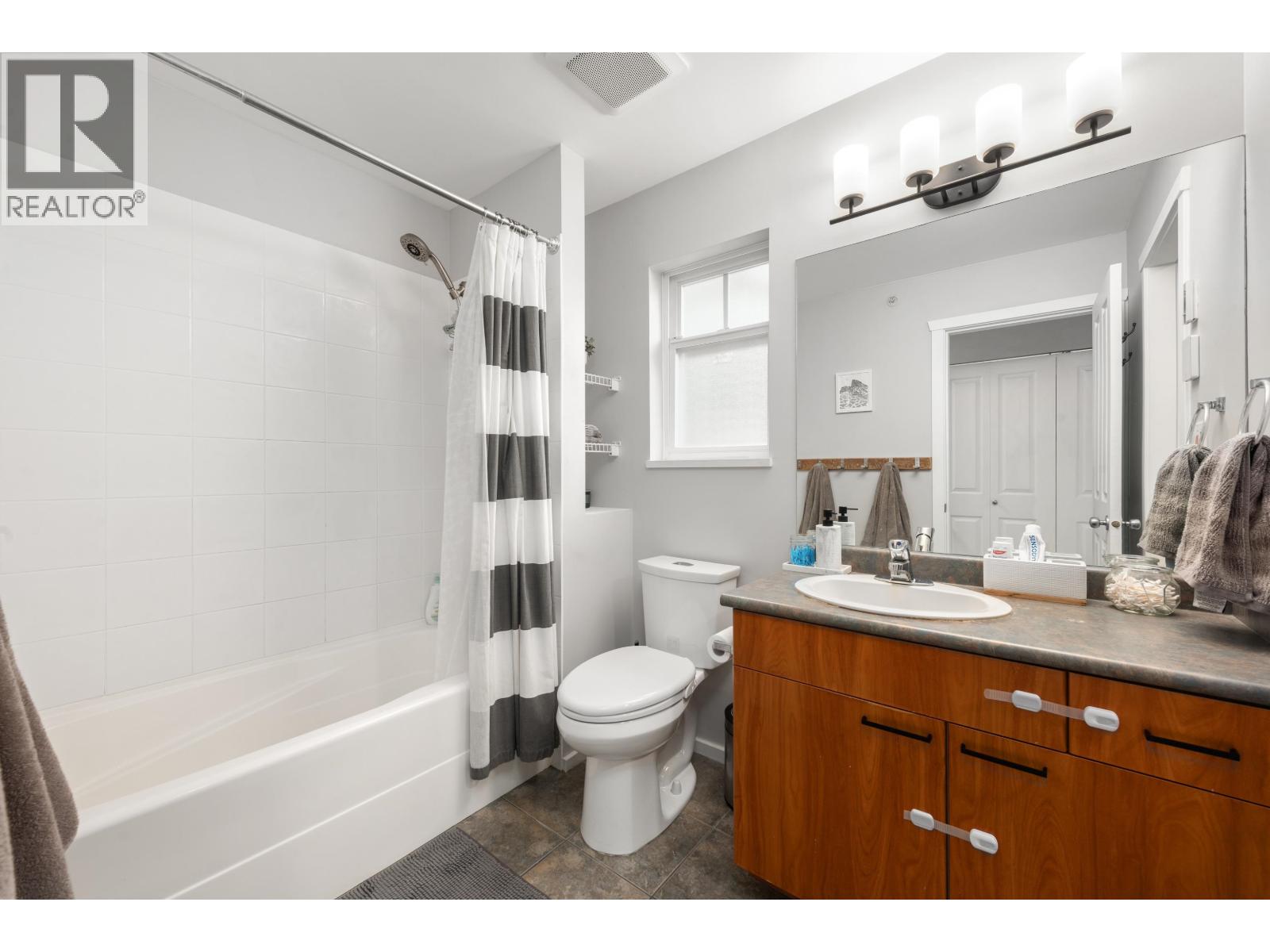 73 1821 WILLOW CRESCENT, Squamish