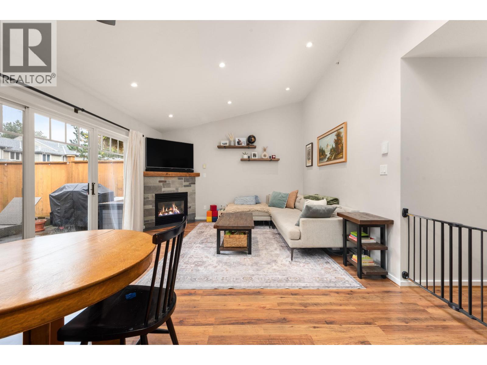 73 1821 WILLOW CRESCENT, Squamish