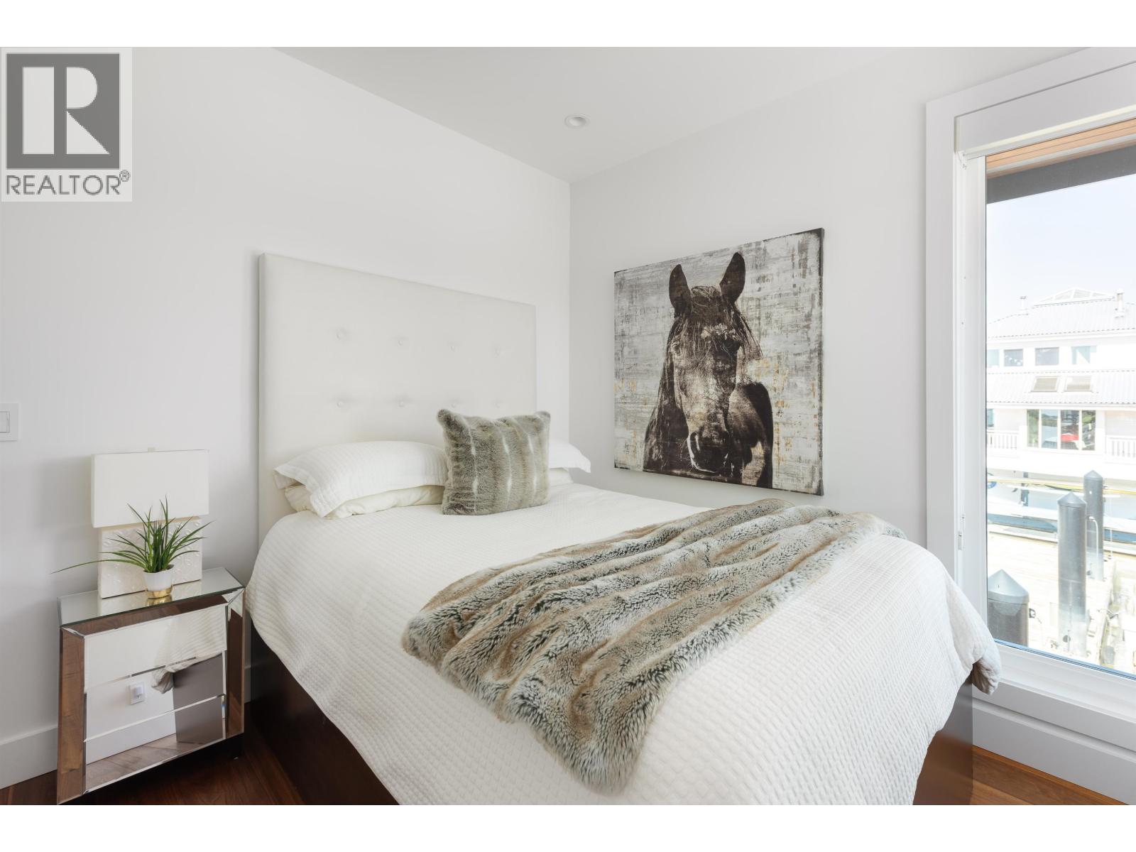 4379 RIVER Road West, Delta