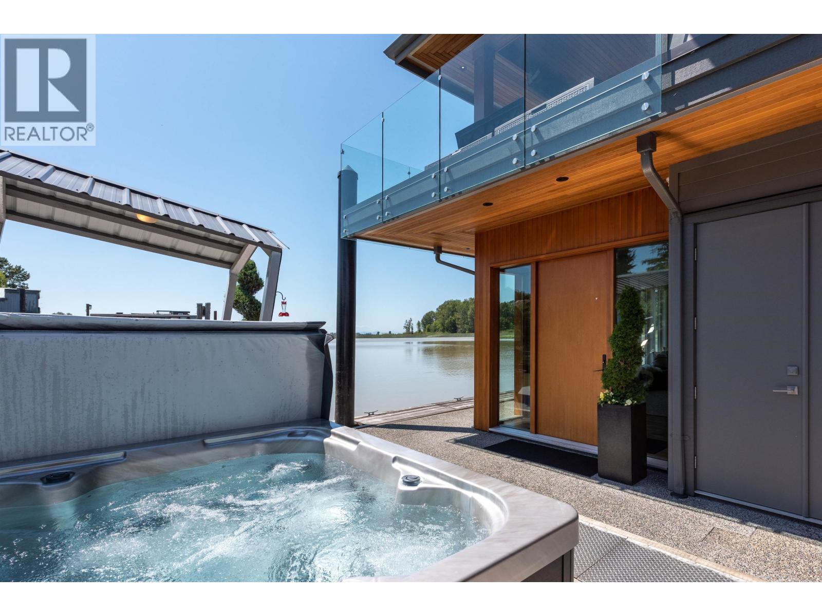 4379 RIVER Road West, Delta