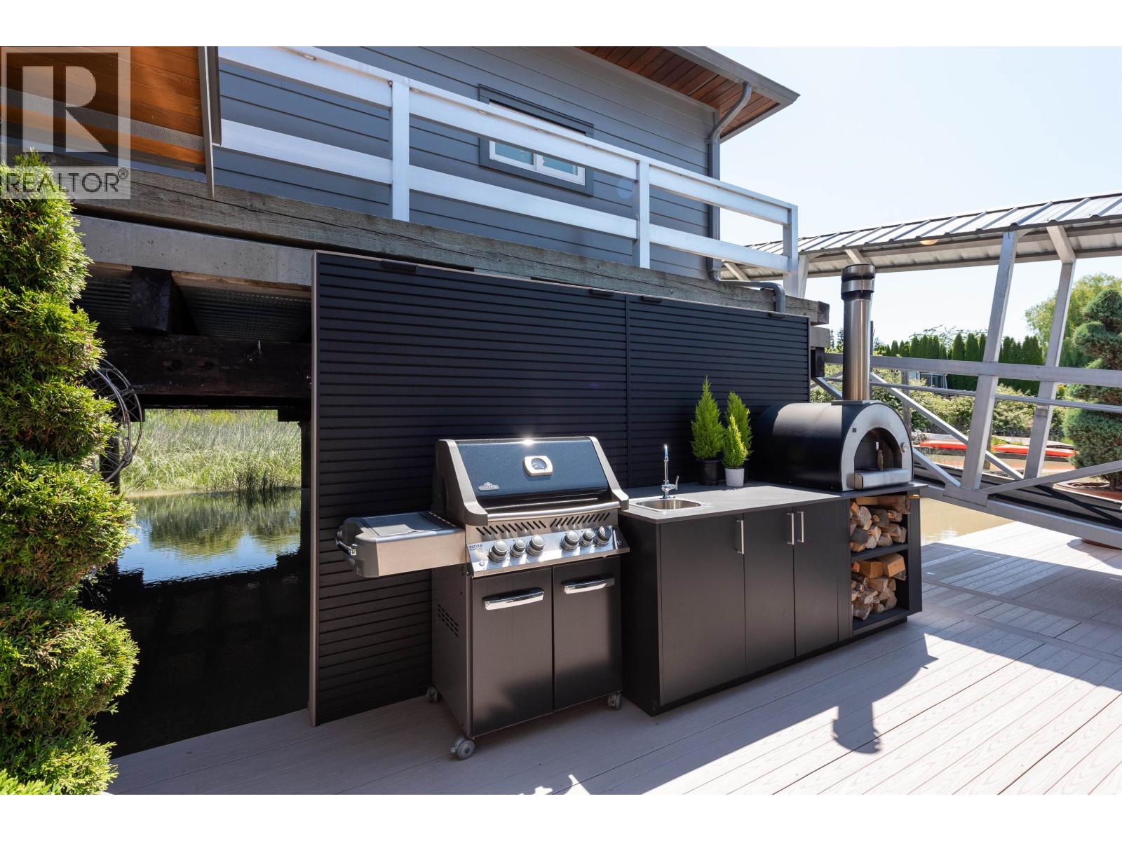 4379 RIVER Road West, Delta