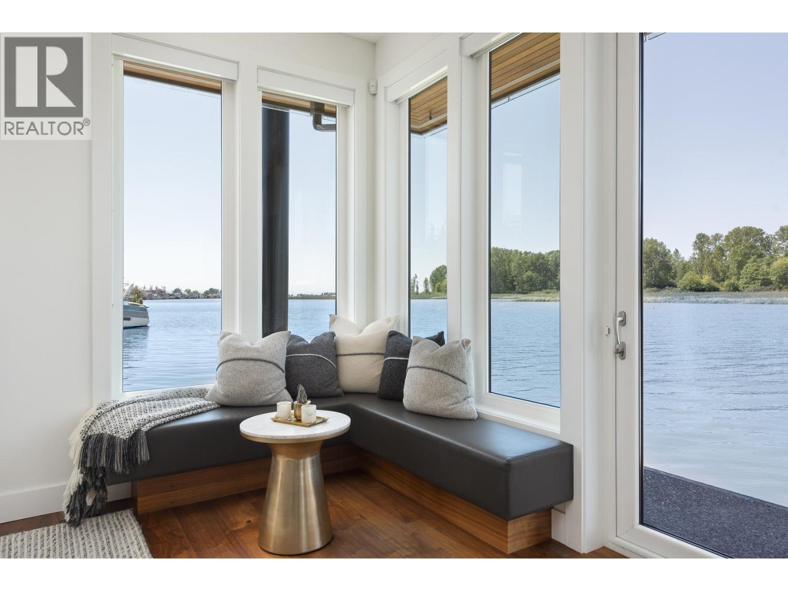 4379 RIVER Road West, Delta