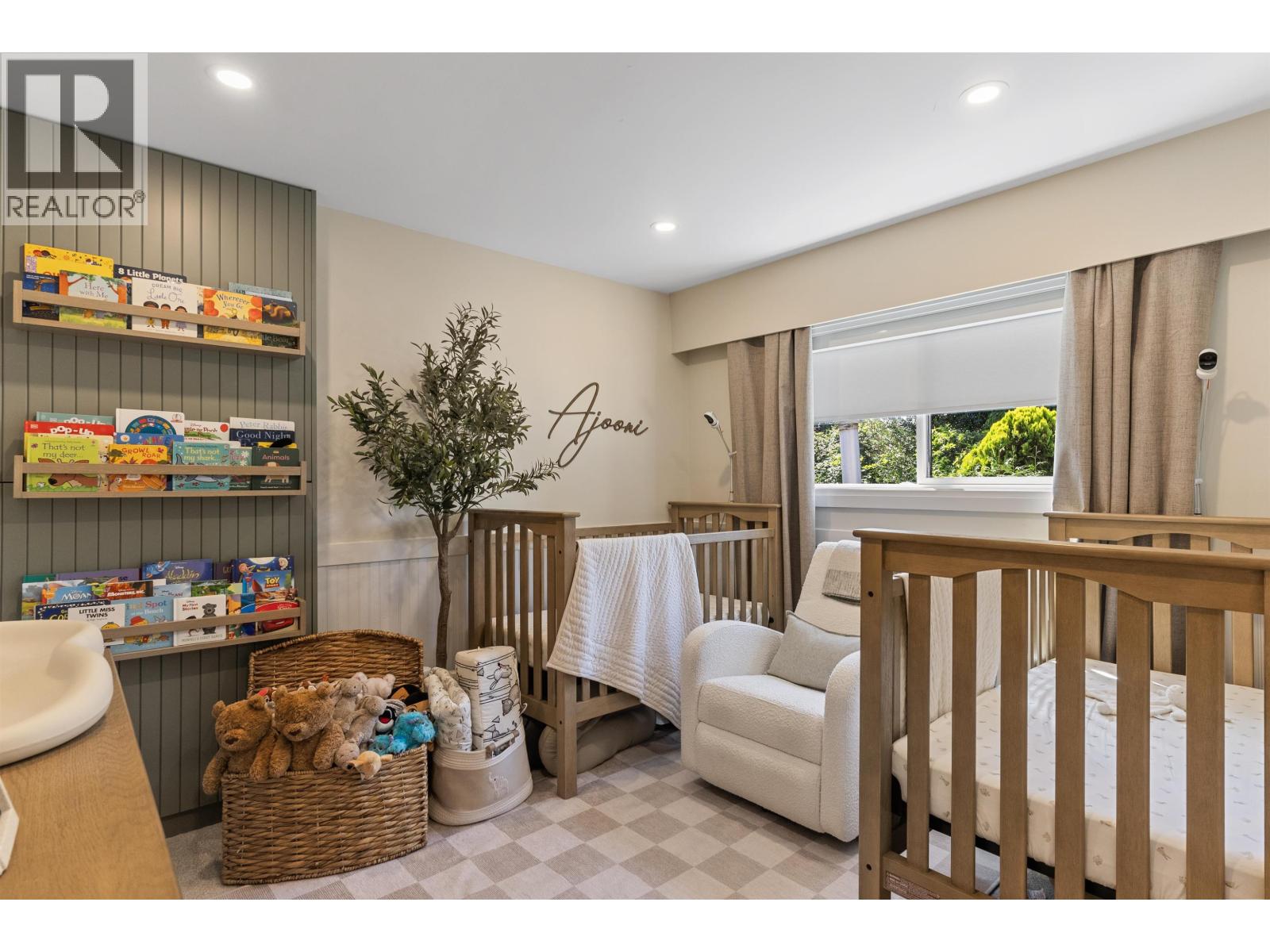 4876 4TH AVENUE, Delta