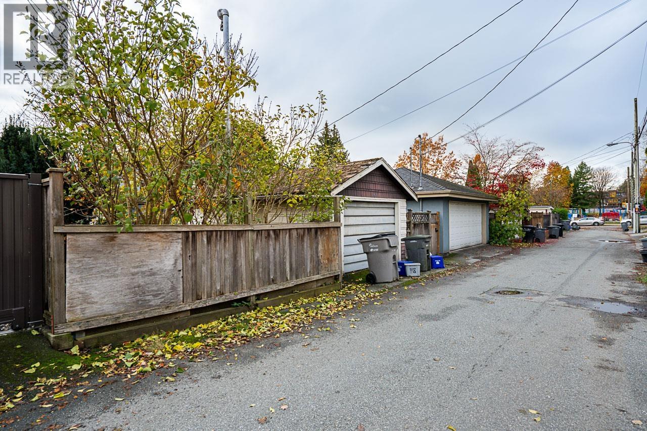 869 W 60TH AVENUE, Vancouver