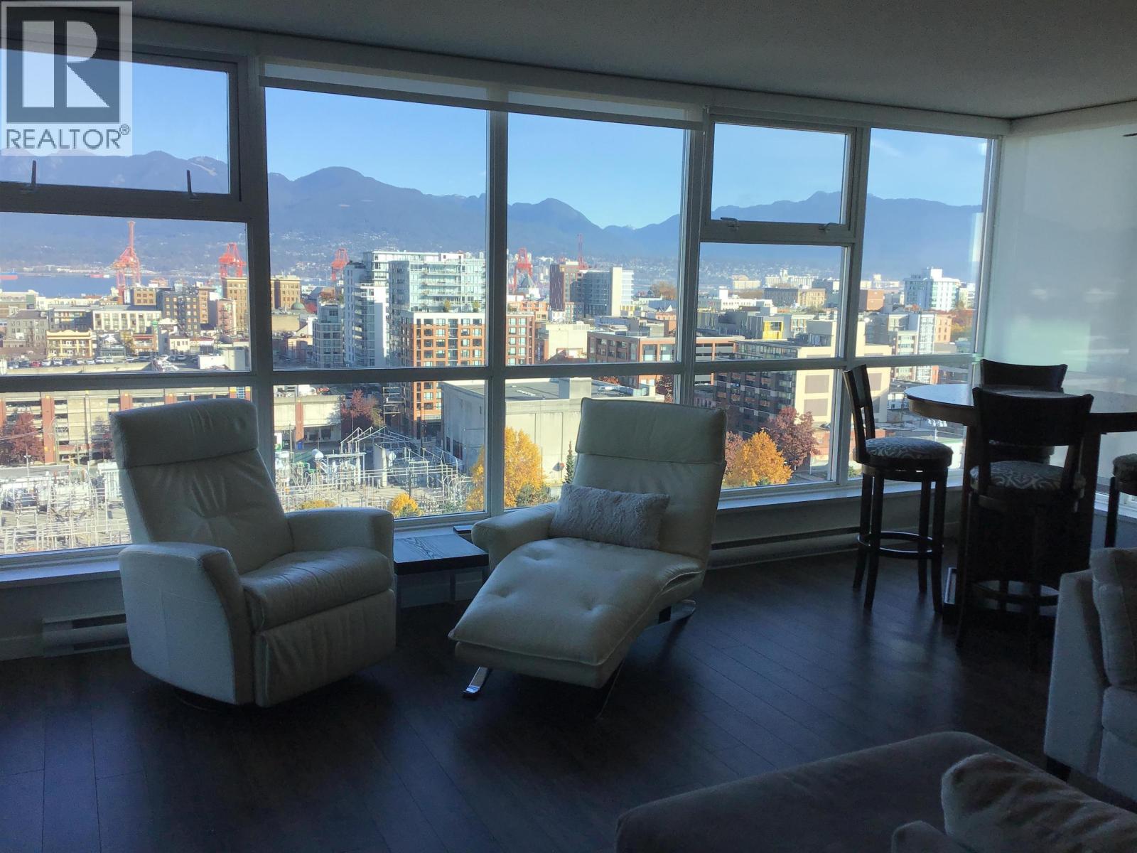 1701 125 MILROSS AVENUE, Vancouver