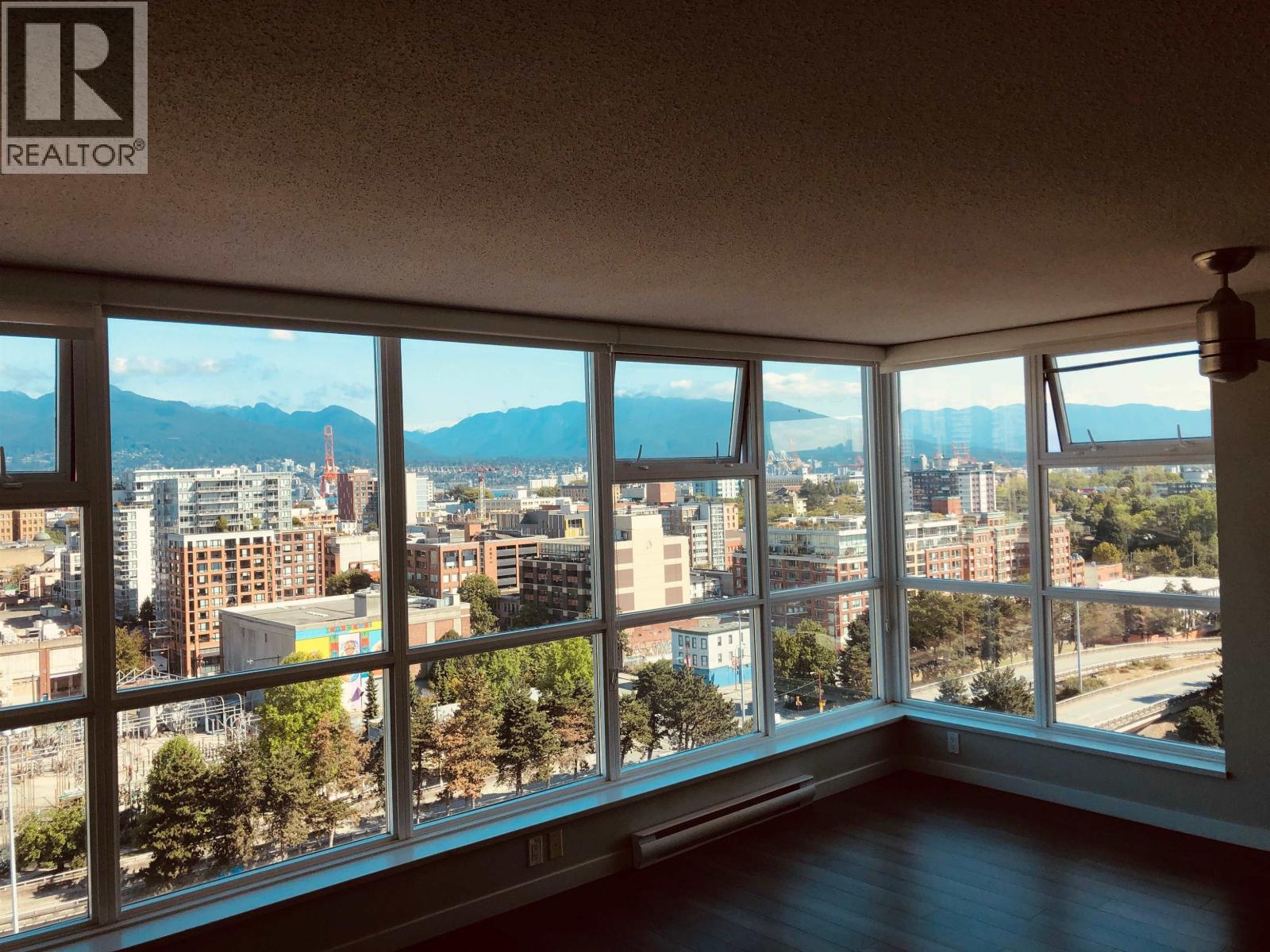 1701 125 MILROSS AVENUE, Vancouver