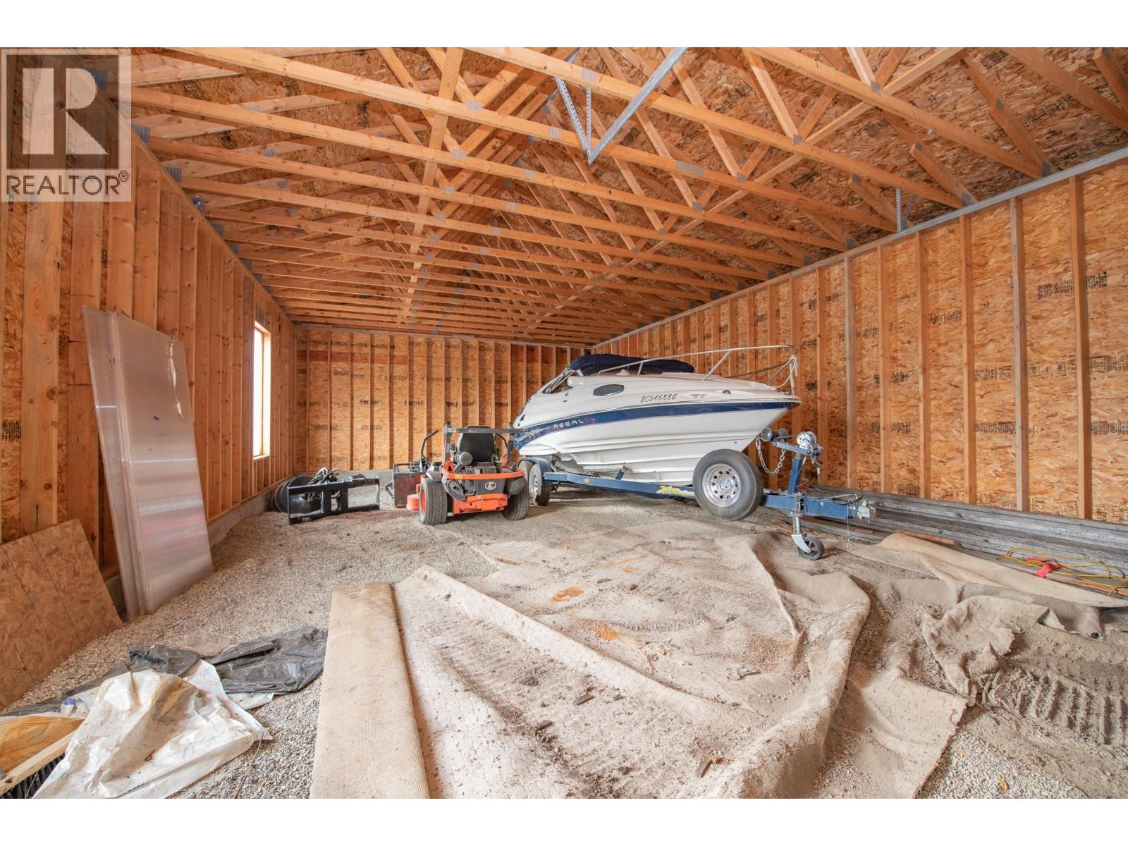  233 Albers Road, Lumby