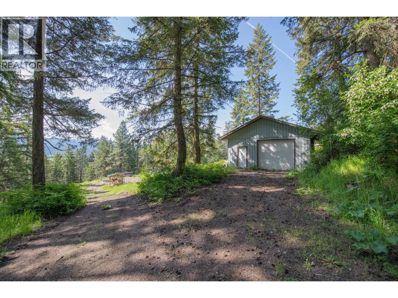  233 Albers Road, Lumby
