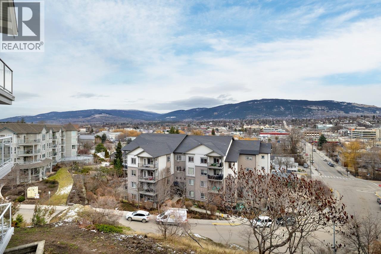 3220 Centennial Drive Unit# 304, Vernon