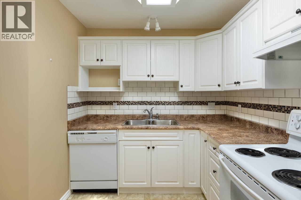 3220 Centennial Drive Unit# 304, Vernon