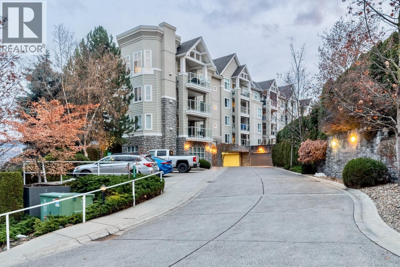 3220 Centennial Drive Unit# 304, Vernon