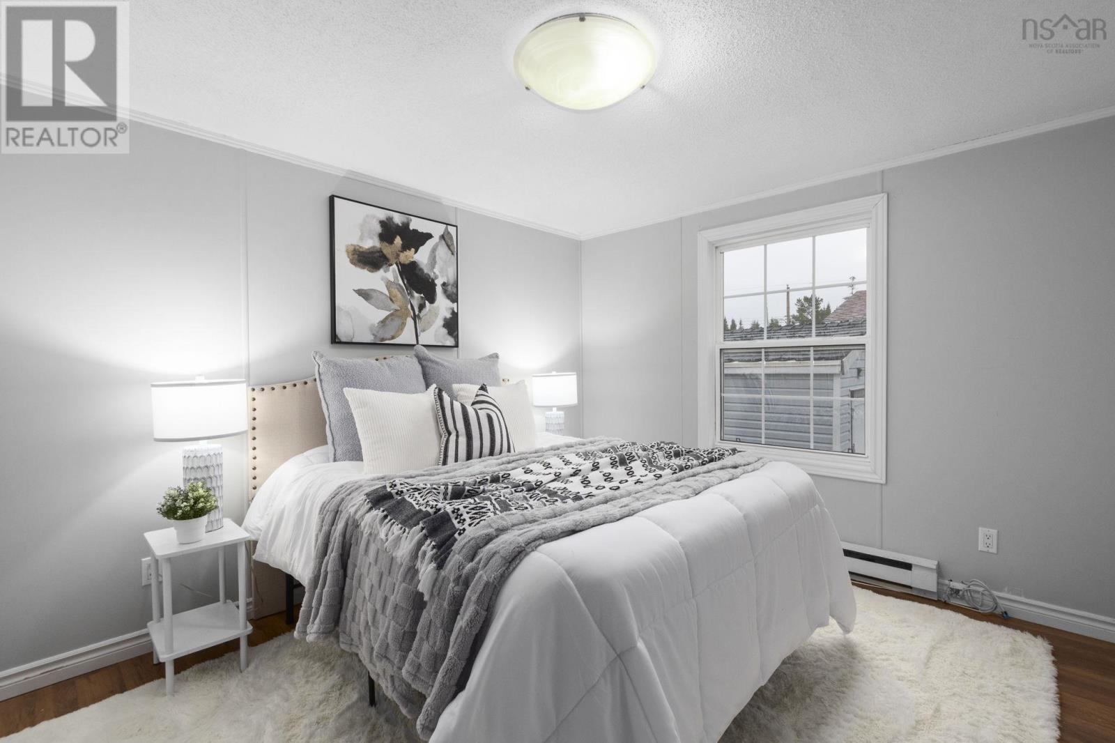 Property 26 of 33 of 122 Birchill Drive