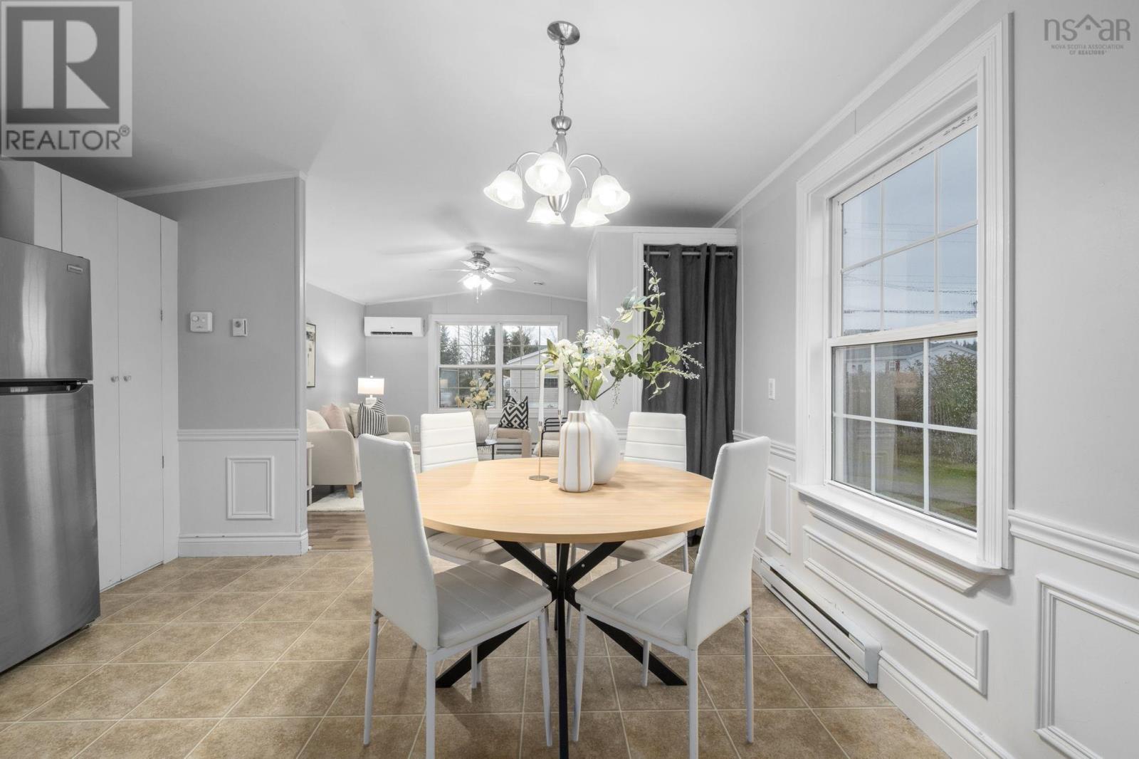 Property 7 of 33 of 122 Birchill Drive