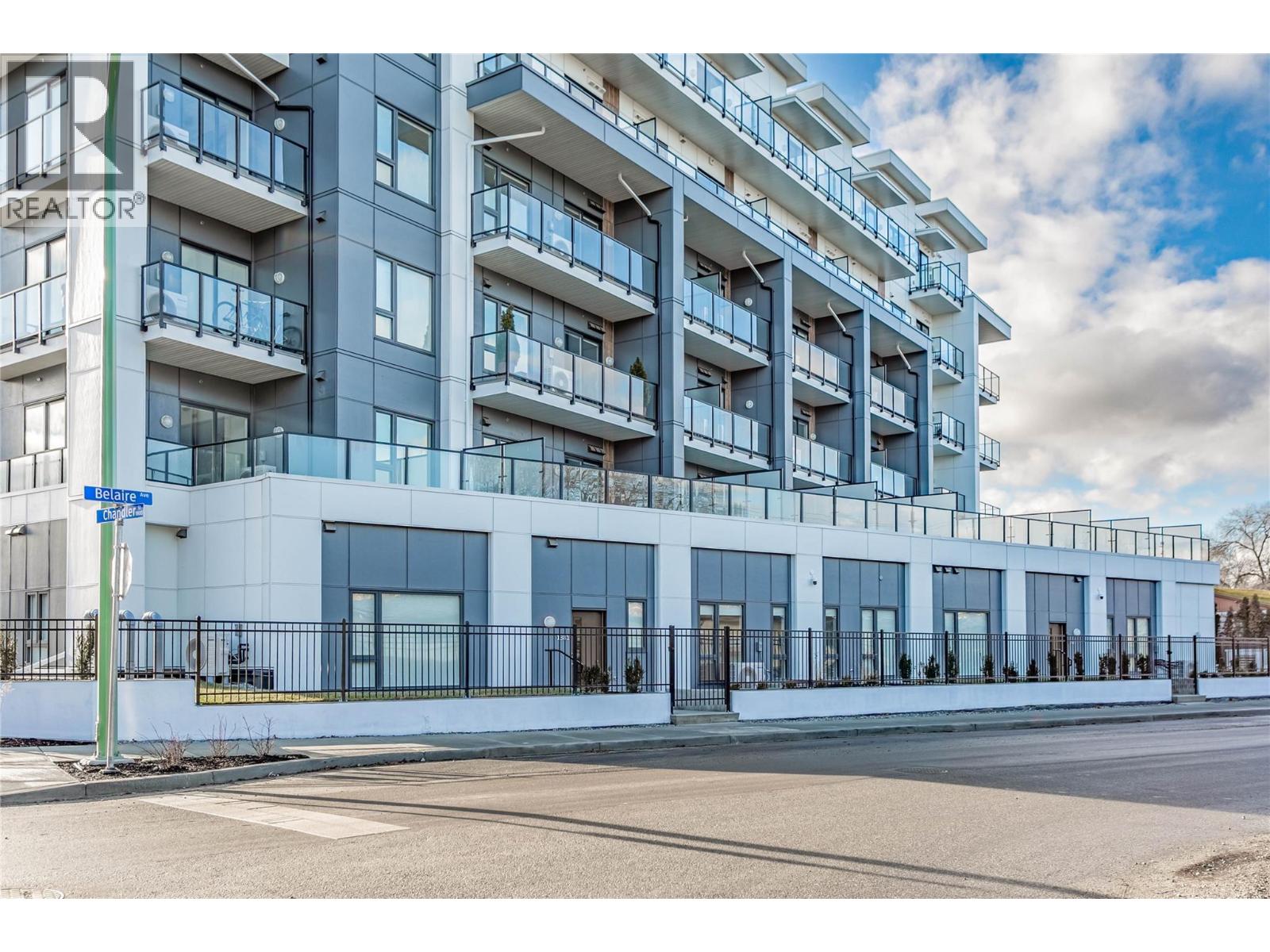 1381 Belaire Avenue - 11