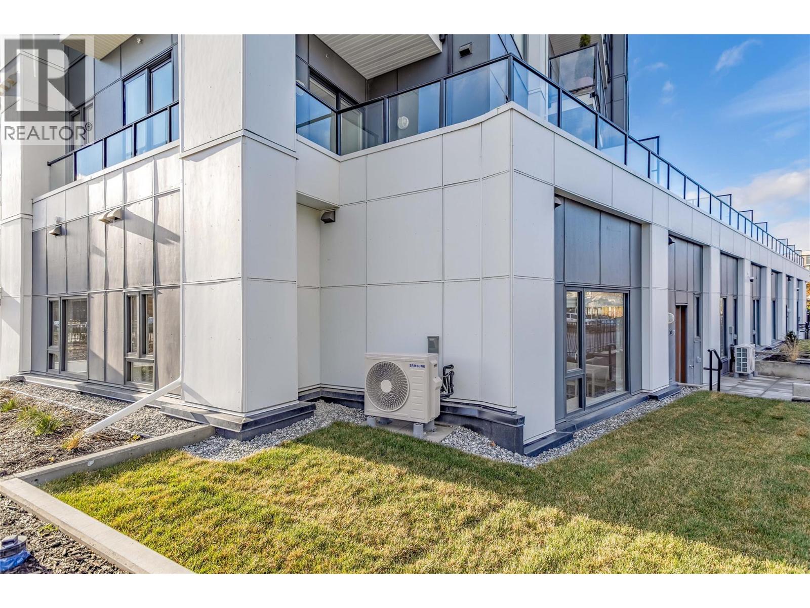 1381 Belaire Avenue - 12