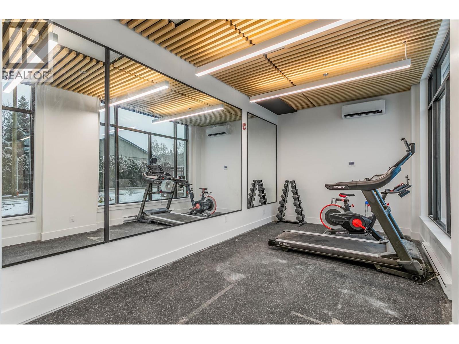 1381 Belaire Avenue - 16