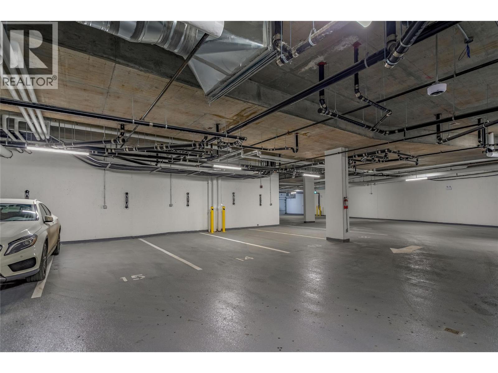 1381 Belaire Avenue, Kelowna