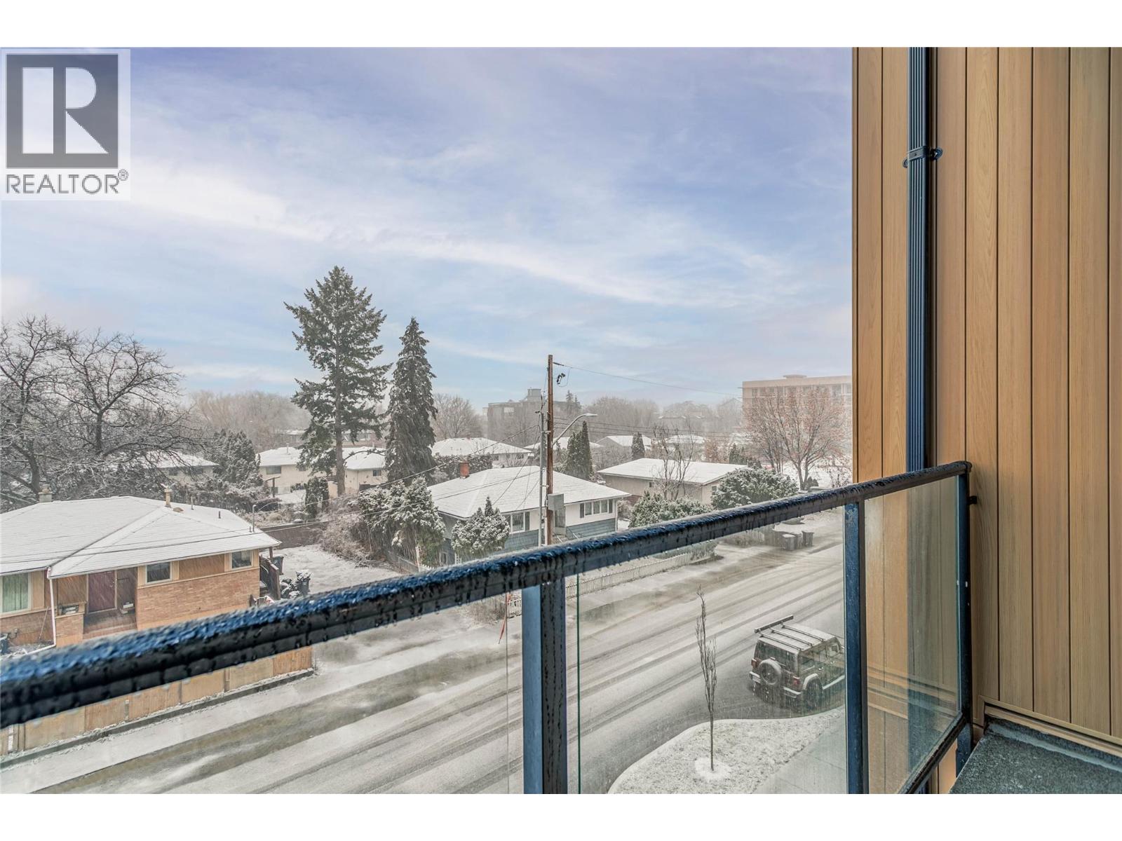 1380 Pridham Avenue Unit# 305, Kelowna
