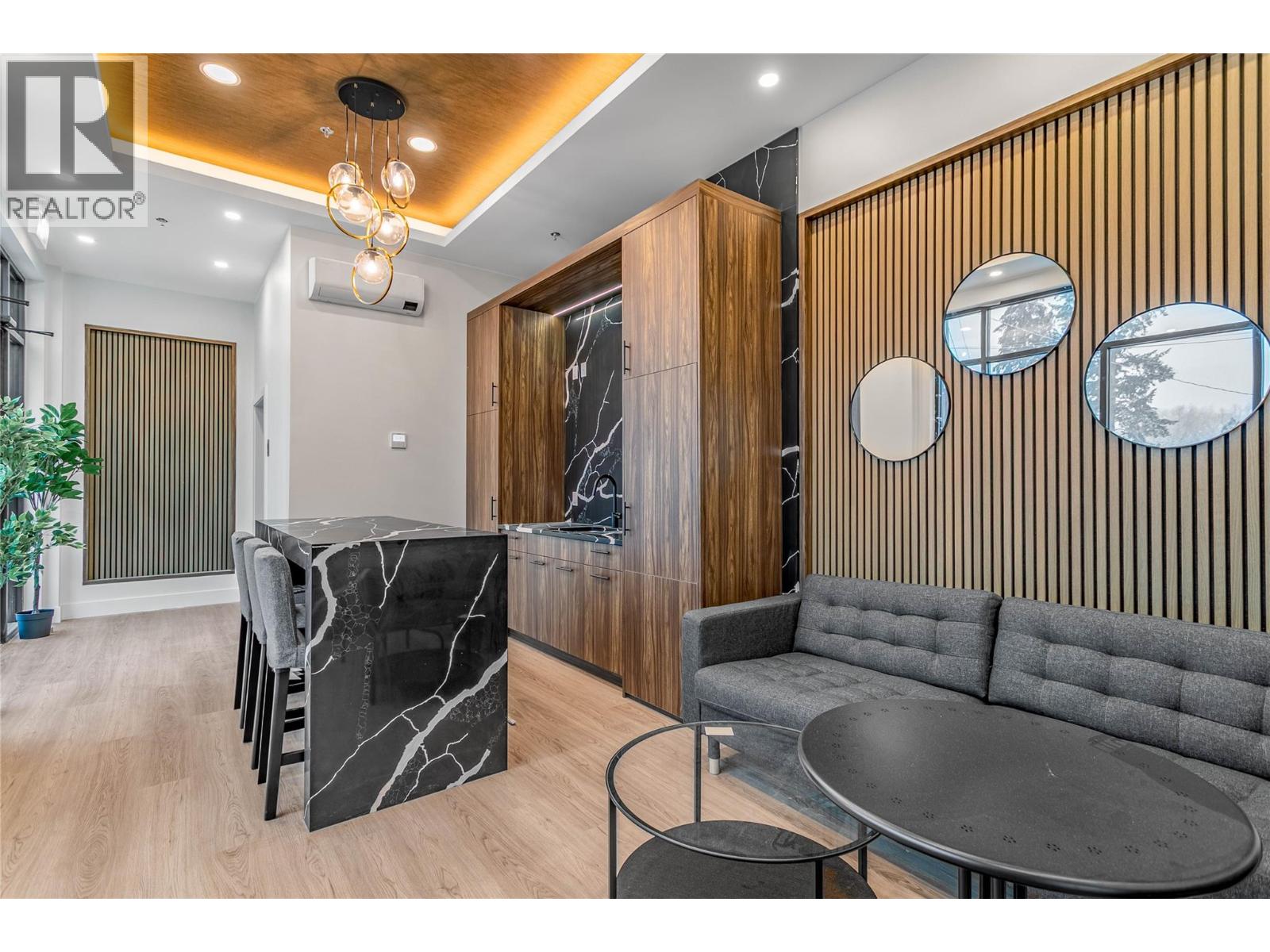 1380 Pridham Avenue Unit# 305, Kelowna