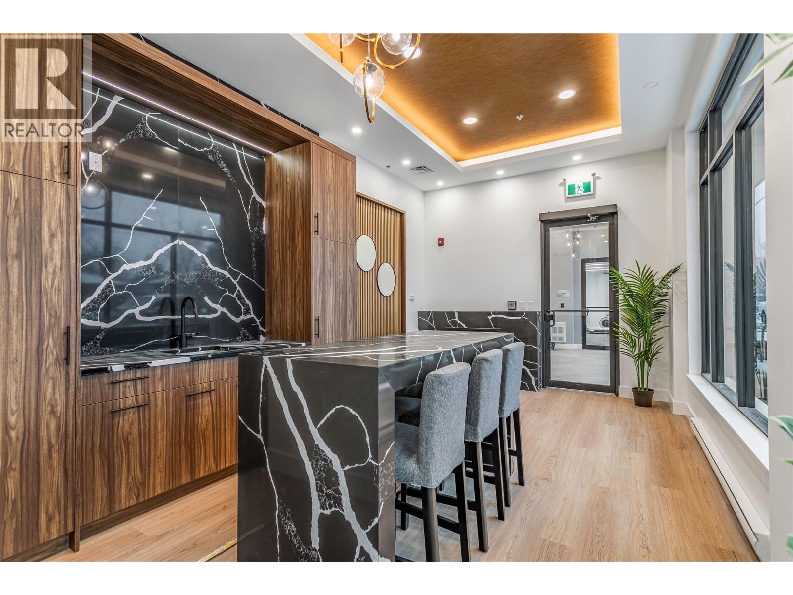 1380 Pridham Avenue Unit# 305, Kelowna