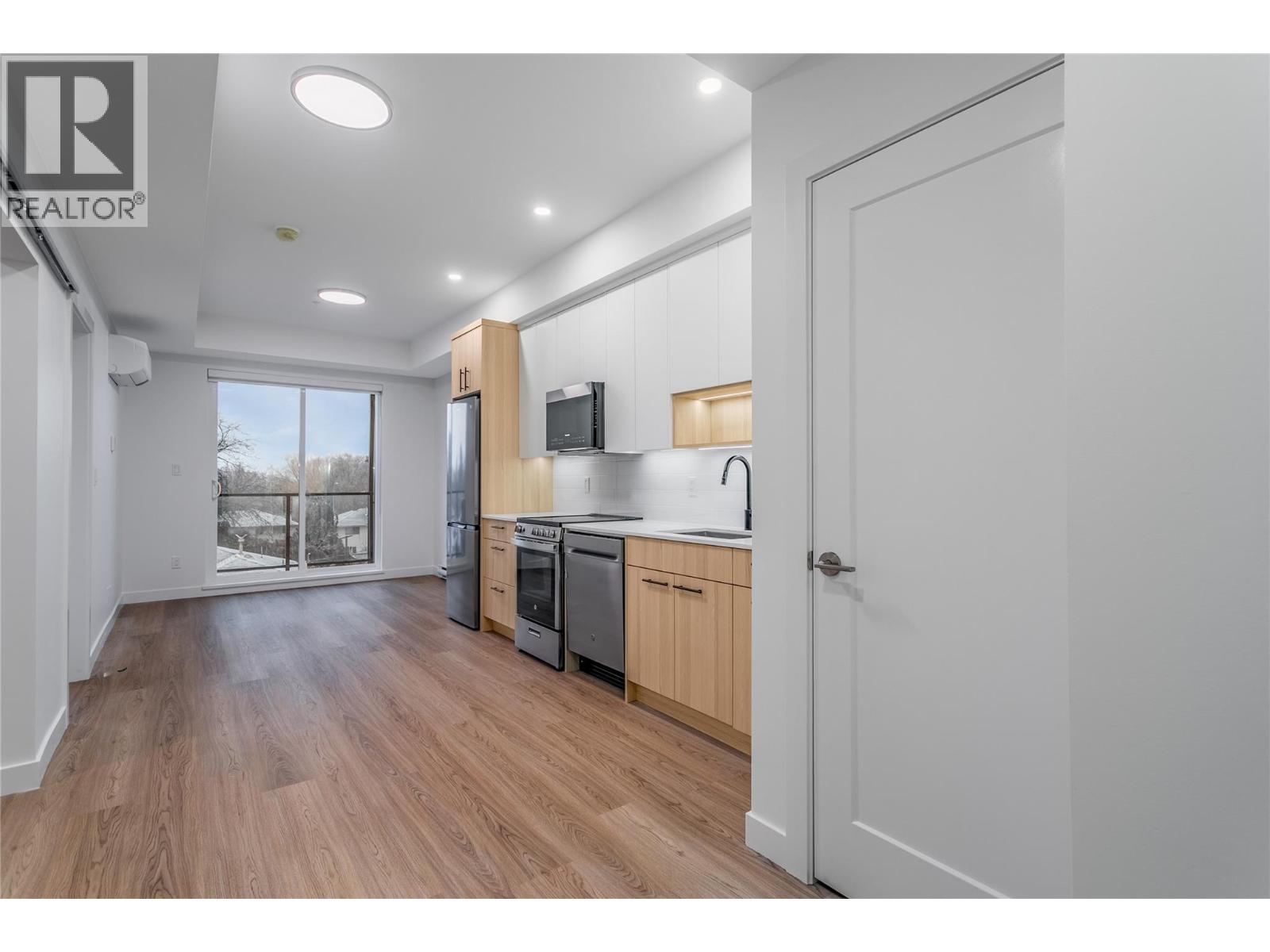 1380 Pridham Avenue Unit# 305, Kelowna