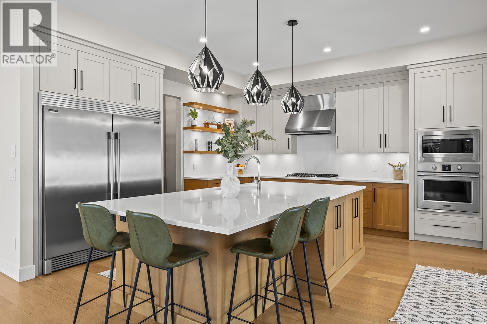  2688 Ridgemount Drive, West Kelowna