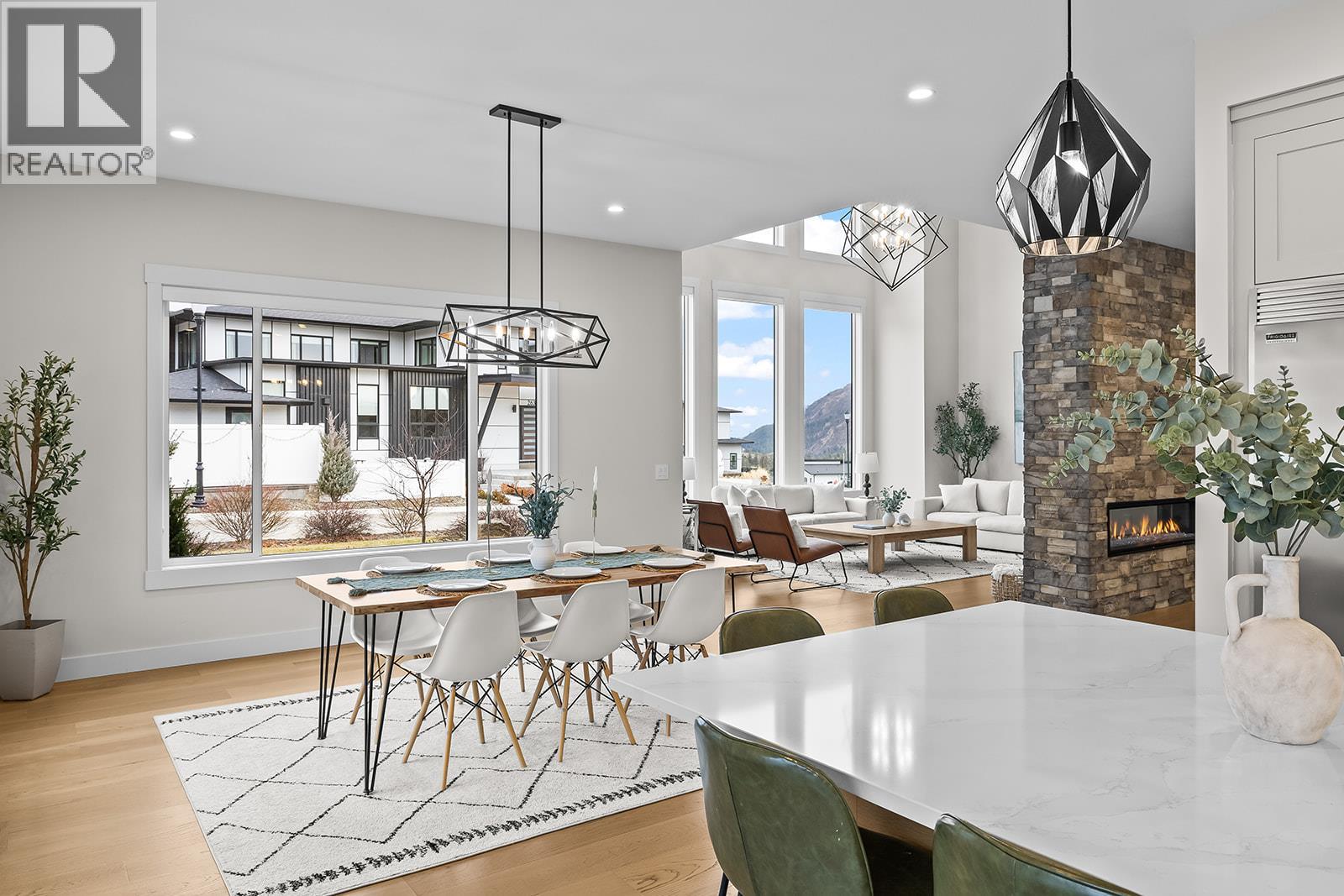  2688 Ridgemount Drive, West Kelowna