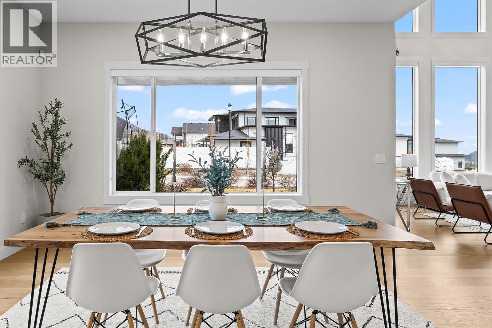  2688 Ridgemount Drive, West Kelowna