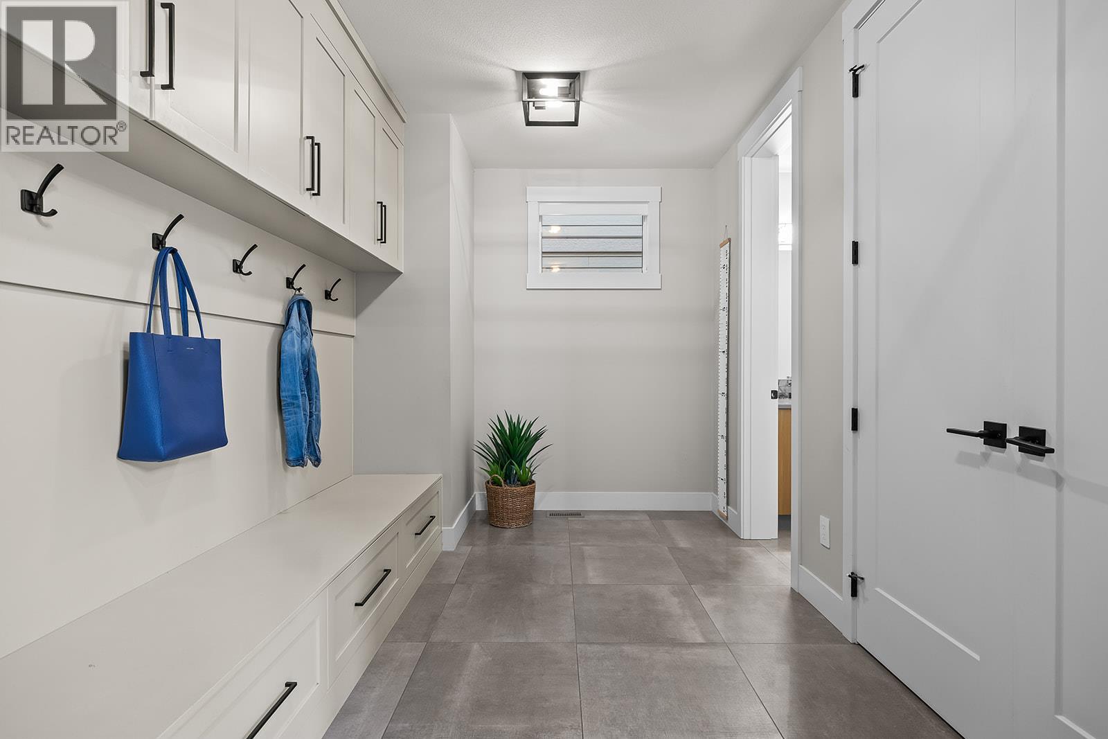  2688 Ridgemount Drive, West Kelowna