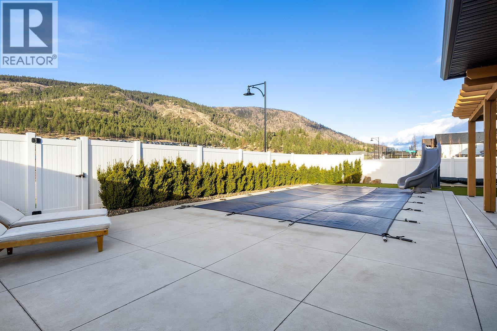  2688 Ridgemount Drive, West Kelowna