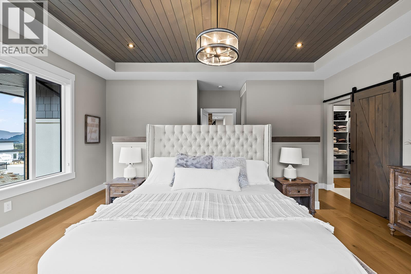  2688 Ridgemount Drive, West Kelowna