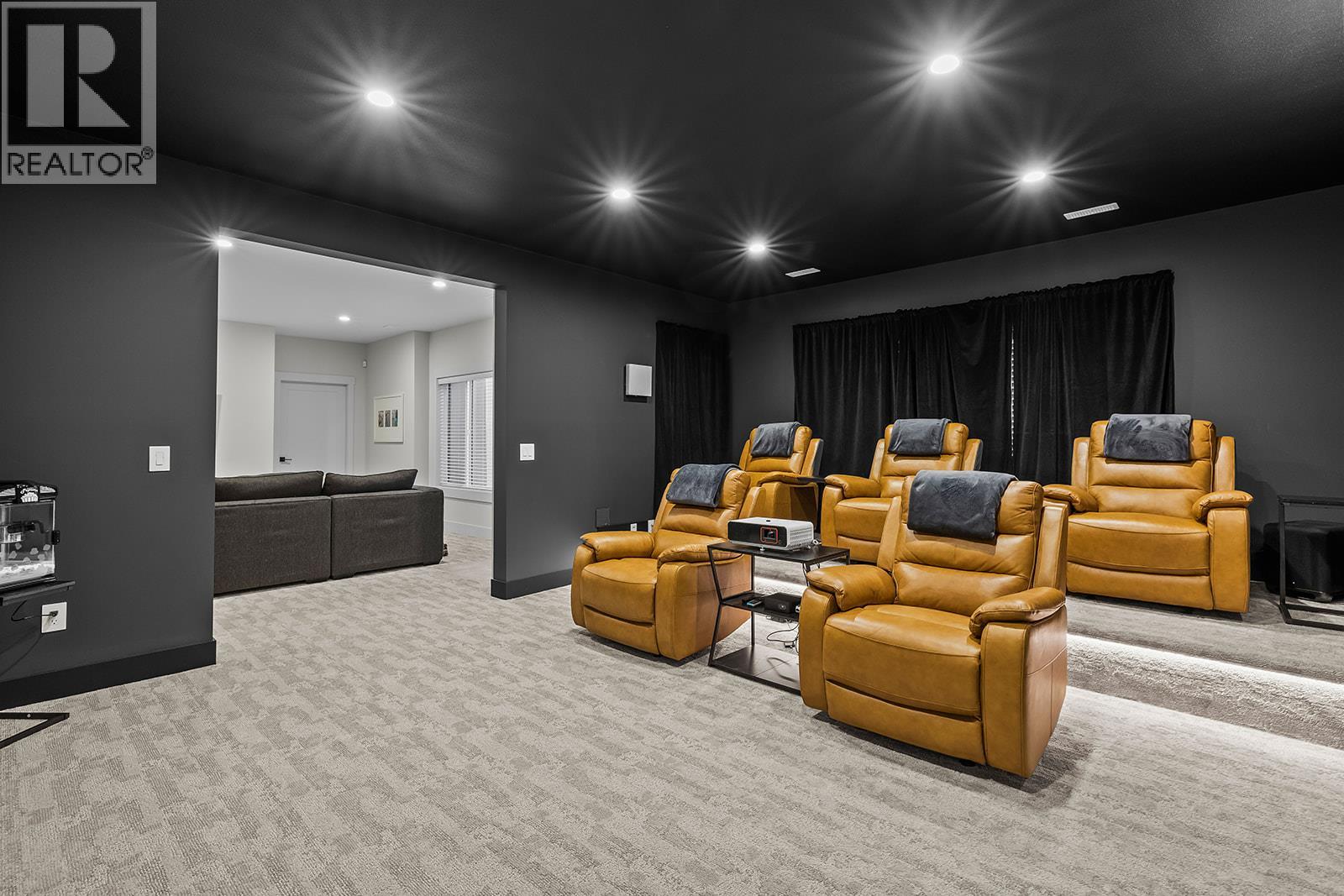  2688 Ridgemount Drive, West Kelowna