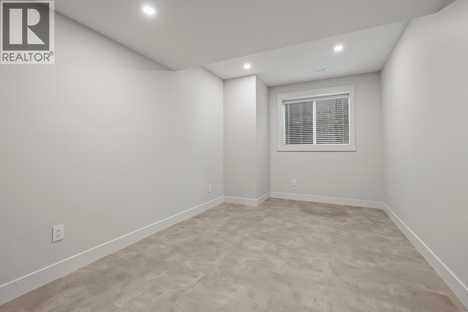  2688 Ridgemount Drive, West Kelowna