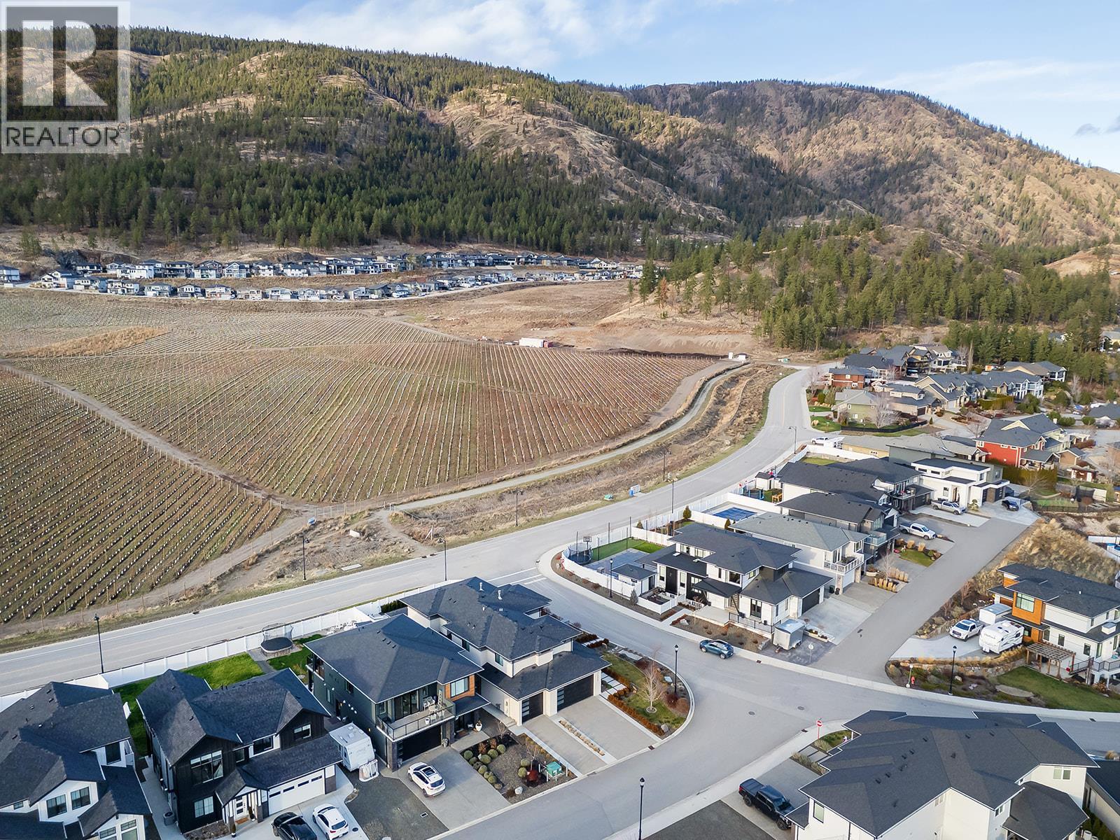  2688 Ridgemount Drive, West Kelowna