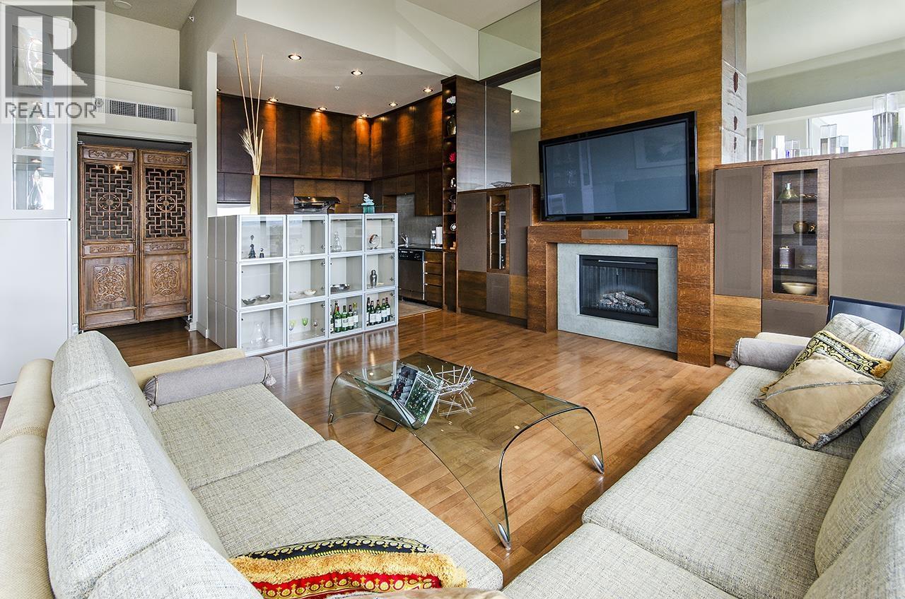 1802 9133 HEMLOCK DRIVE, Richmond