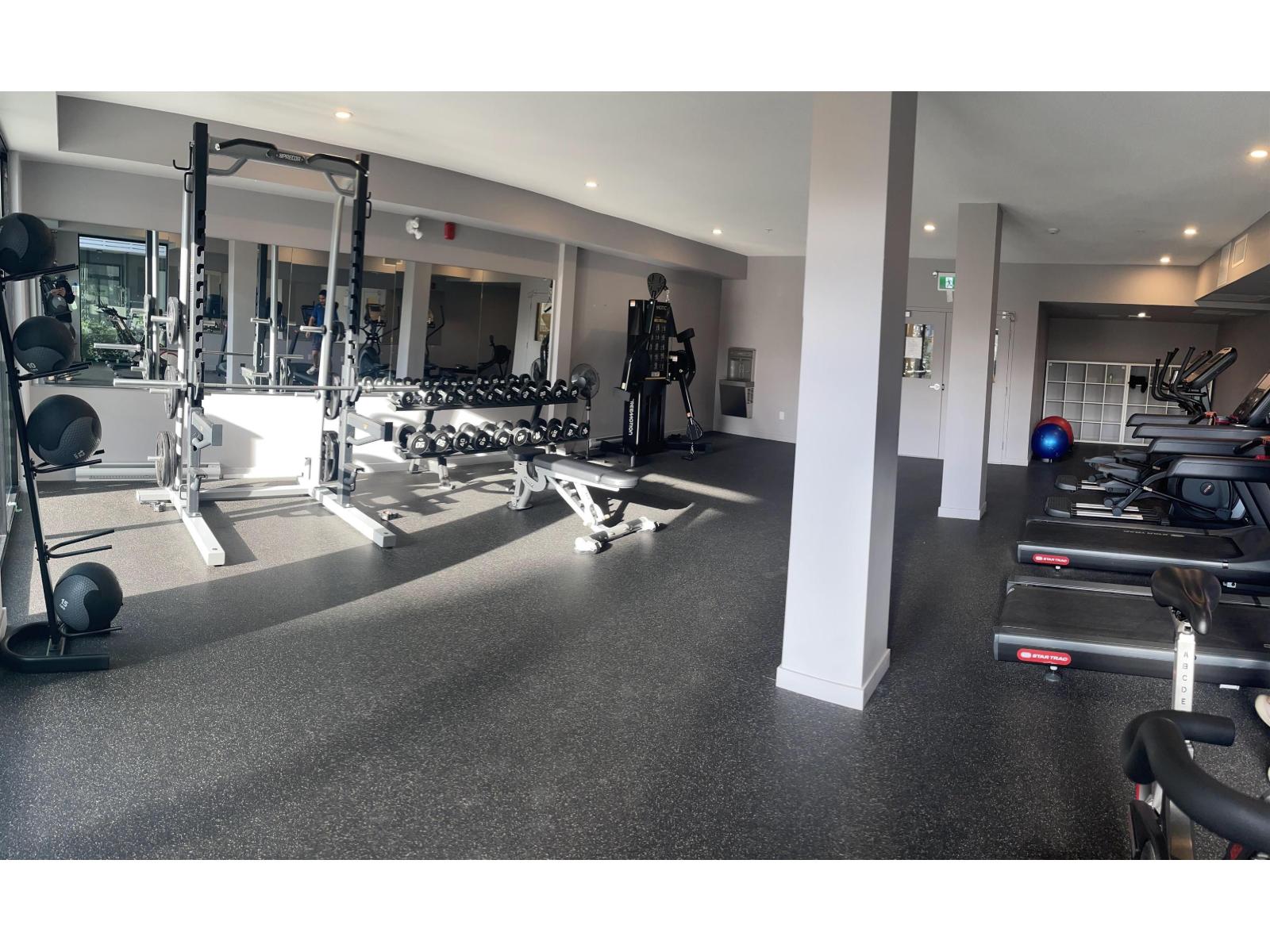 210 15848 FRASER HIGHWAY, Surrey