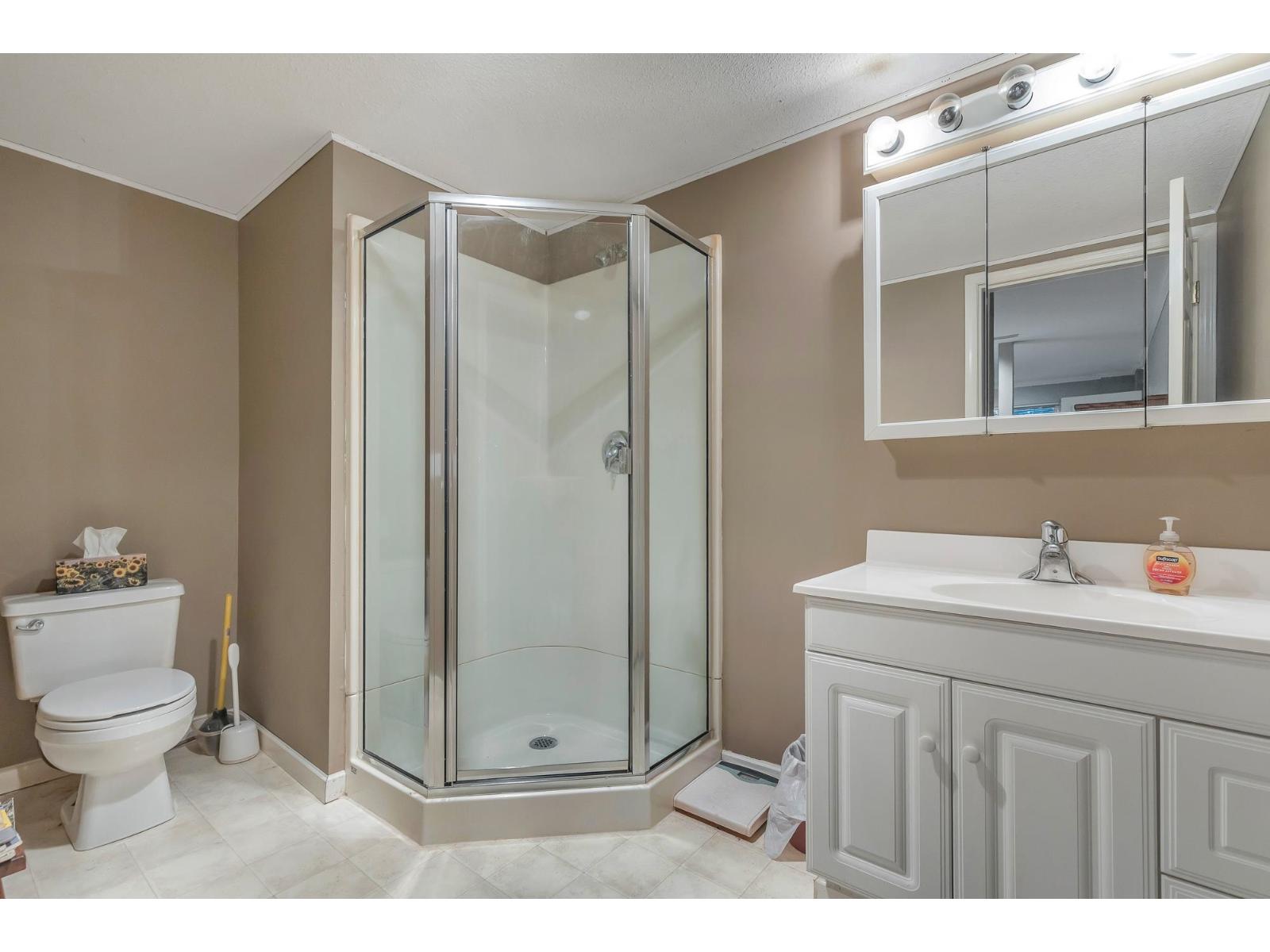 47 3380 GLADWIN ROAD, Abbotsford