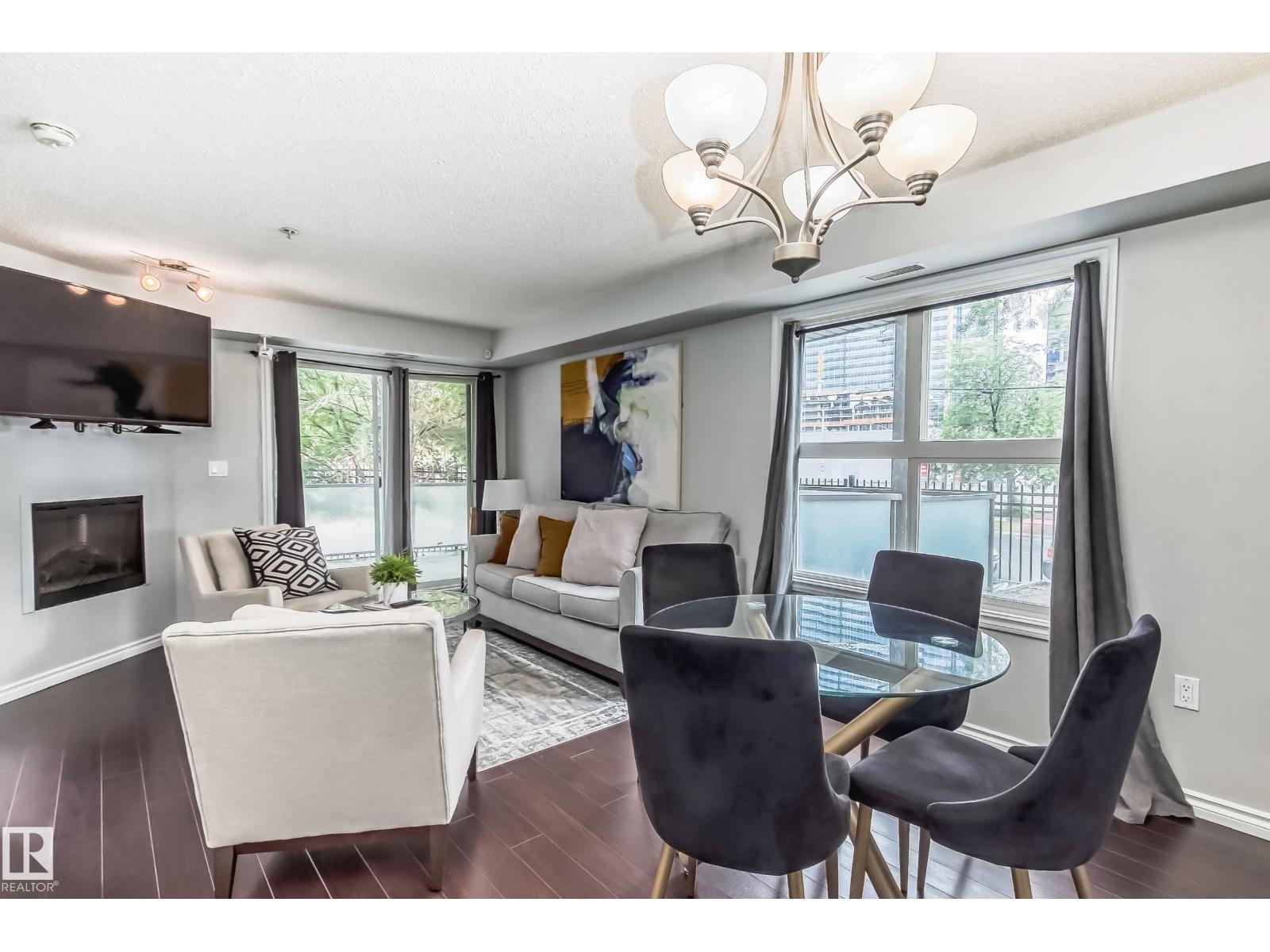 #115 10118 106 AV NW, Edmonton