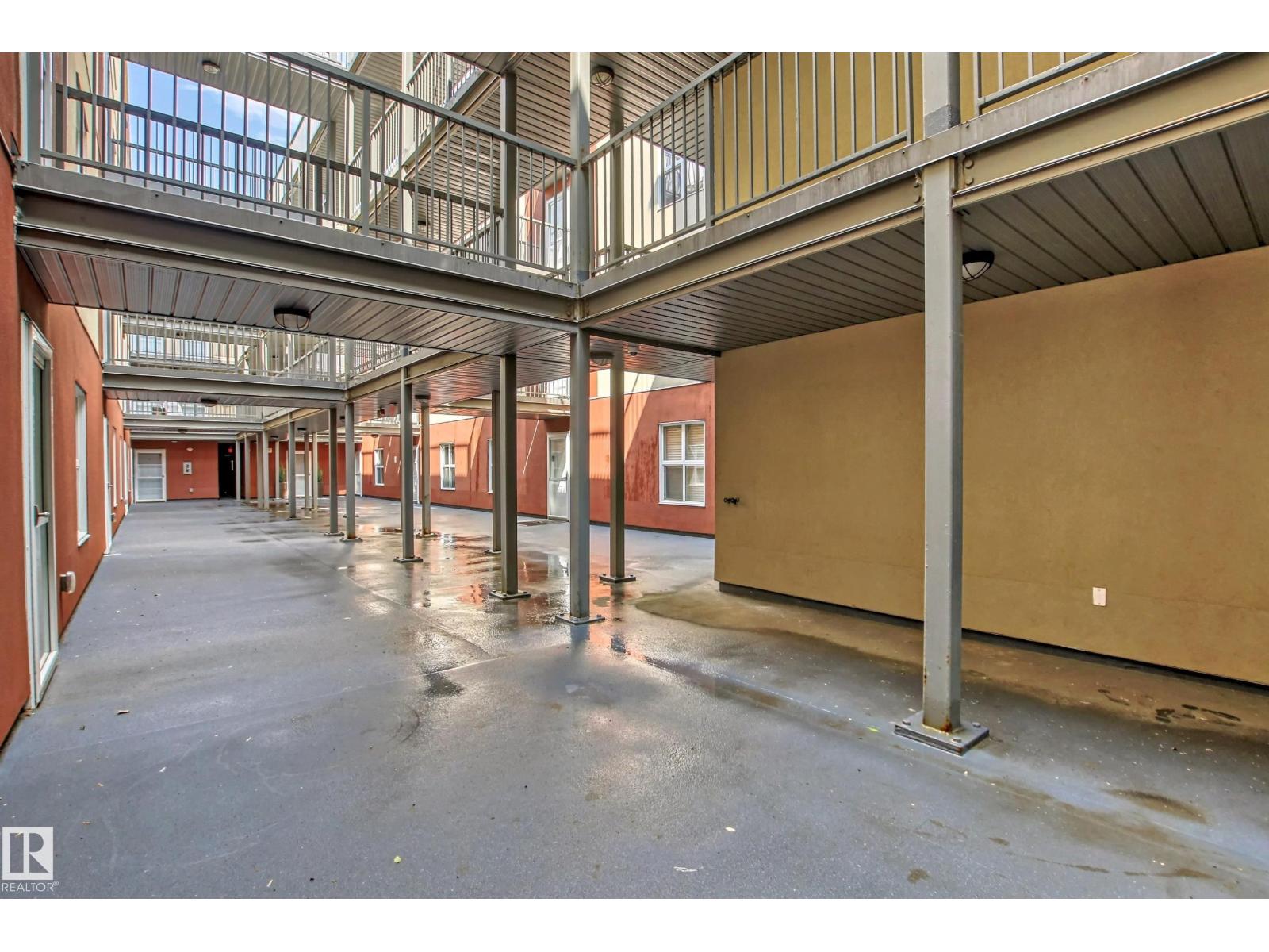 #115 10118 106 AV NW, Edmonton